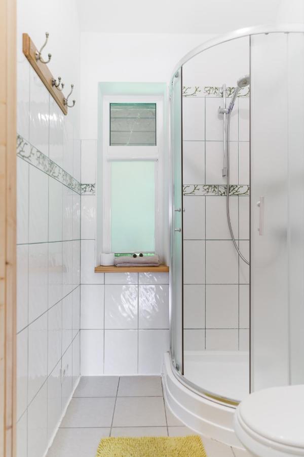 Cerpas Hotel Medemciems Екстериор снимка