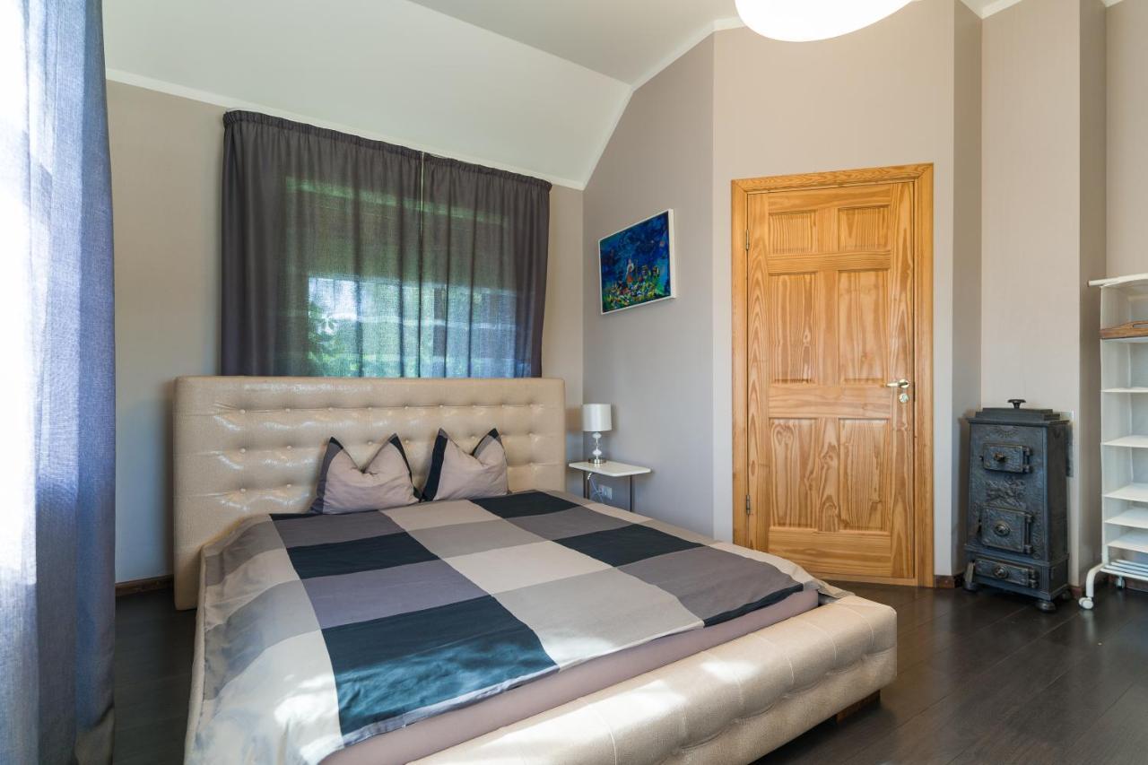 Cerpas Hotel Medemciems Екстериор снимка